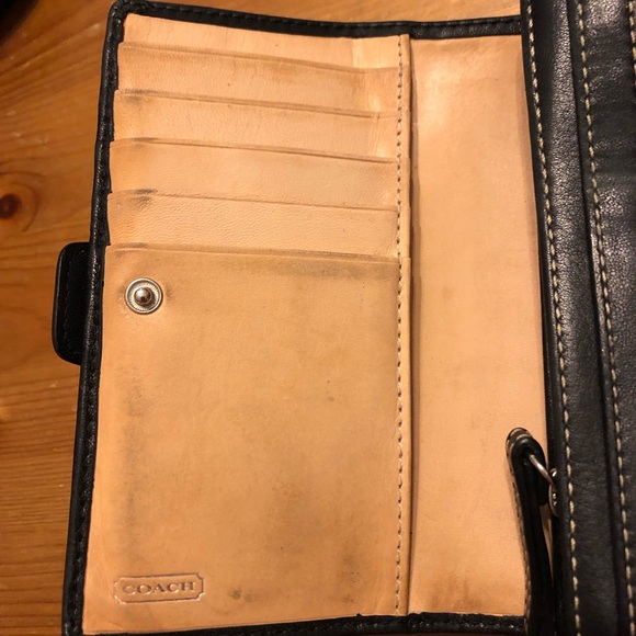 Wallet - Picture 3 of 5